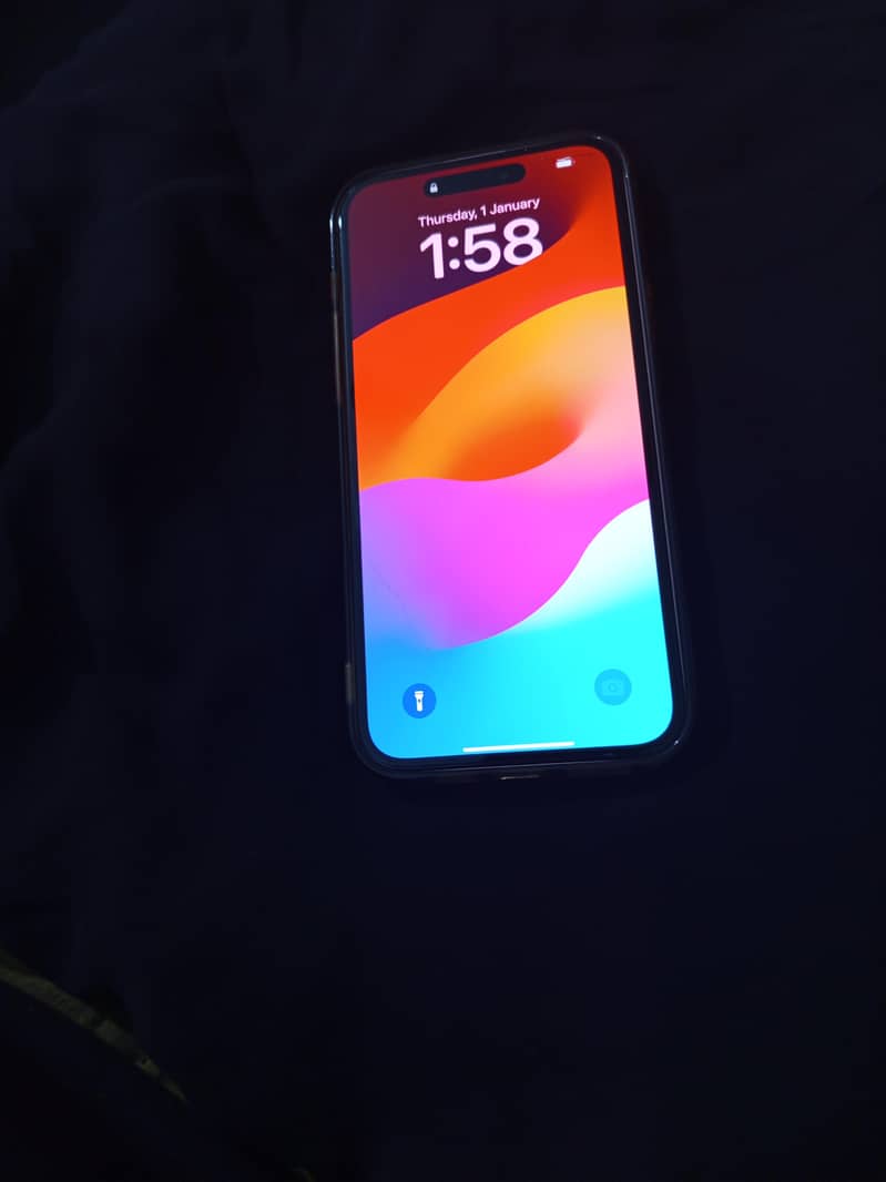 iPhone 15 plus JV 1