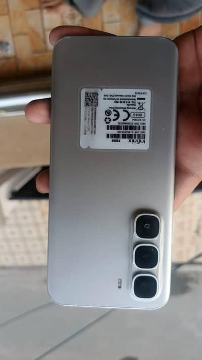 Infinix HOT 60 Pro+ – 256GB – Urgent Sale