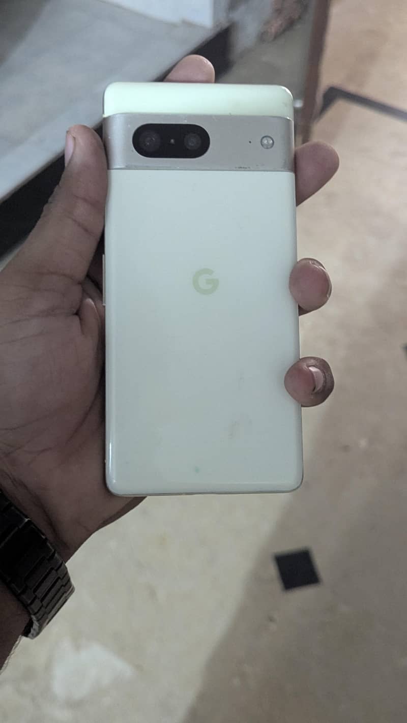 Google Pixel 7 3