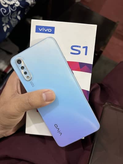 Vivo S1