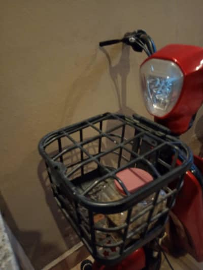 scooty