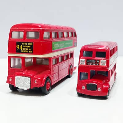 Classic Red Routemaster Double-Decker Die-Cast Bus Pair