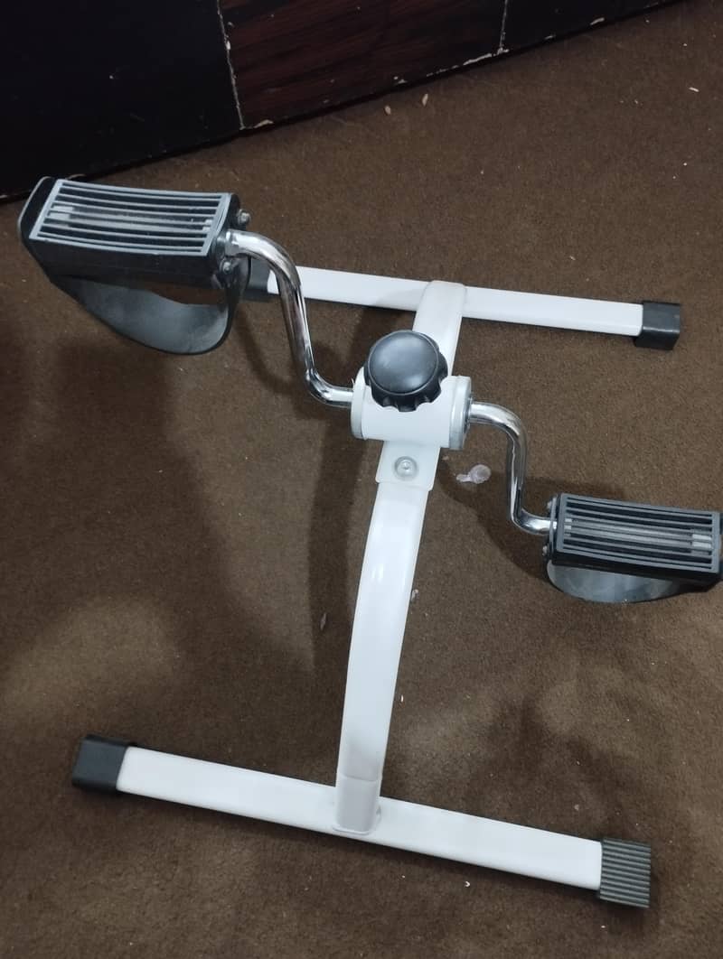 Pedals Exercise Machine 1