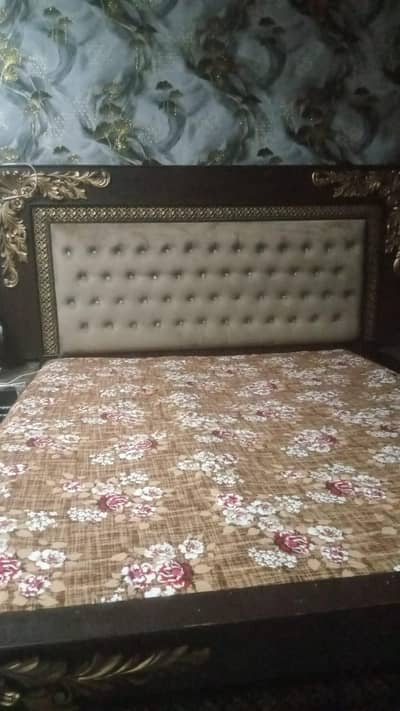 King size bed