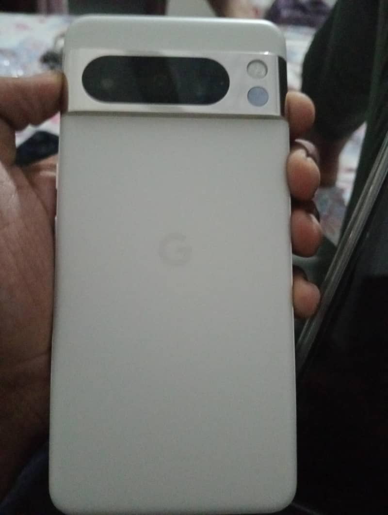 Google pixel 8pro 0