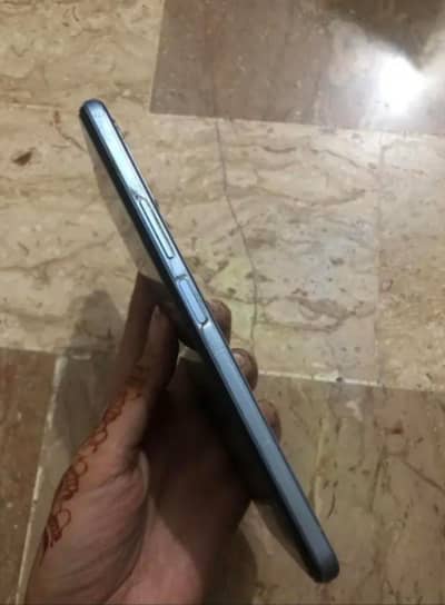 Vivo Y33s (128/8 Dual Sim)