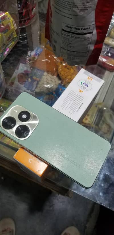 Tecno Spark 20C Mobile – Box & Charger ke Saath (Excellent Condition)