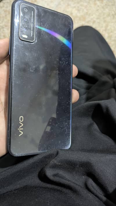 4gb ram 128 gb memory 5000 mah battery box or charger sath hai no open