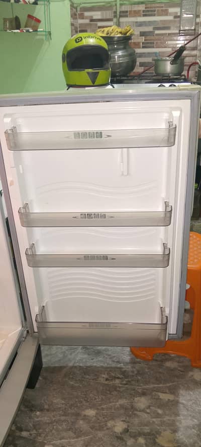 Dawlance refrigerator signature  9188