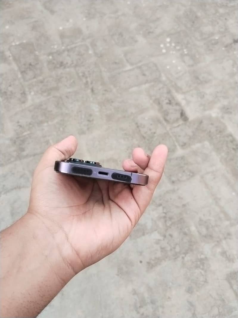 Iphone 14pro 5