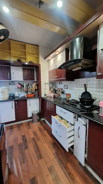 A Penthouse Of 1800 Square Feet In University Road