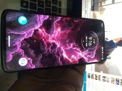 Moto Z4