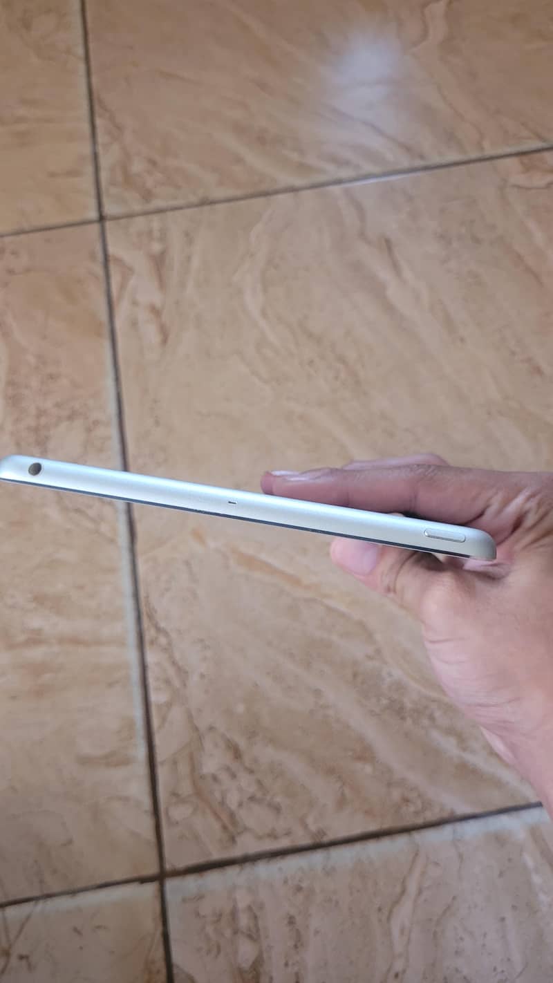 ipad mini 2 5