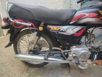hondayas bike model 2026 ( 10 / 10 )condition petrol average cool