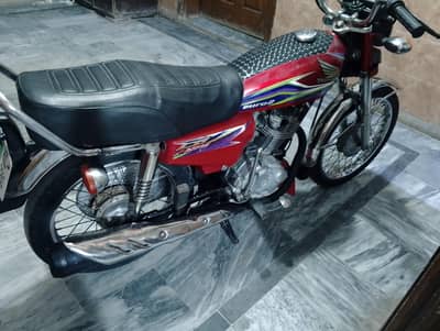 Honda 125 lush bik