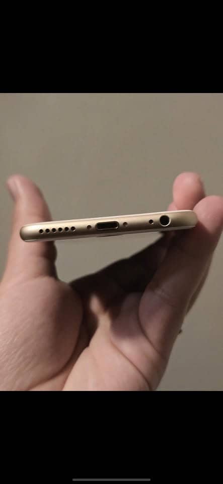 Apple iPhone 6 Plus 3
