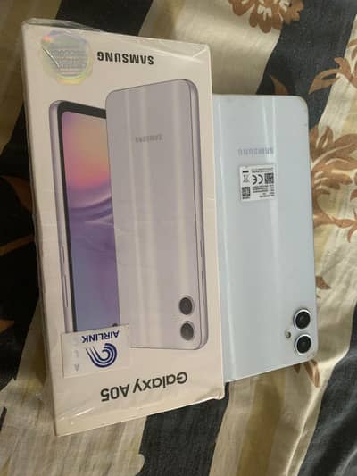 samsung a05 6/128 silver colour