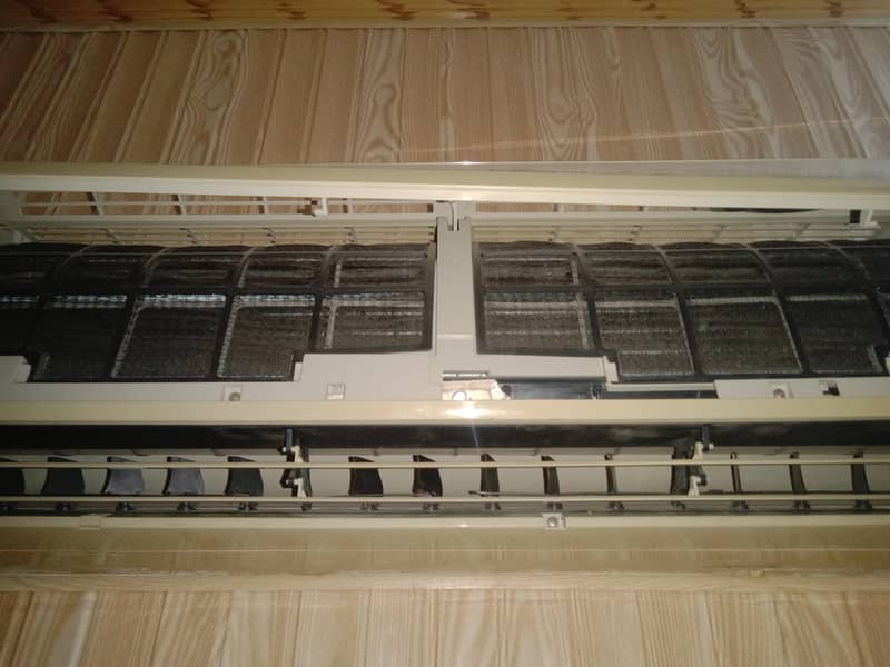 pel 1.5 ton Split AC 1