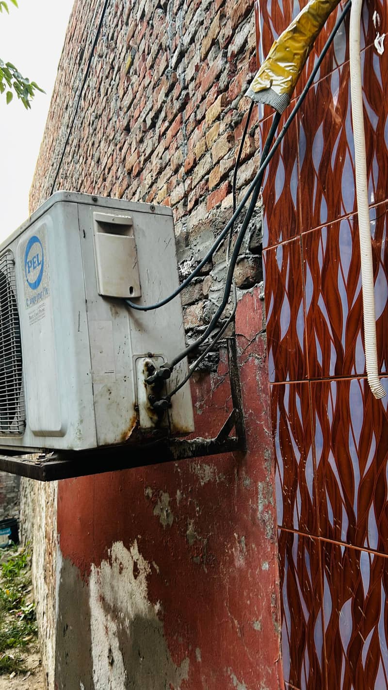 pel 1.5 ton Split AC 4
