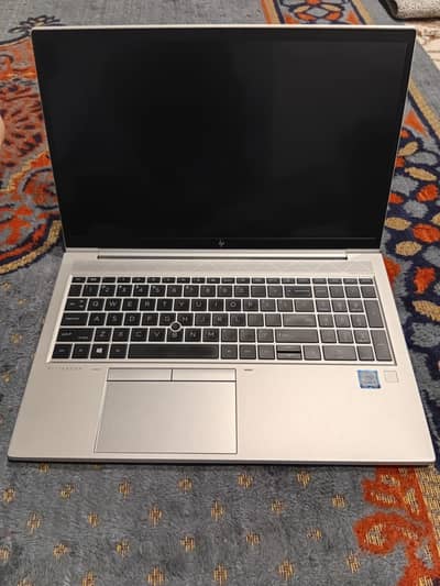 HP Elitebook 850 G8 tuch screen core i7 11th gen 16 GB RAM 512GB SSD