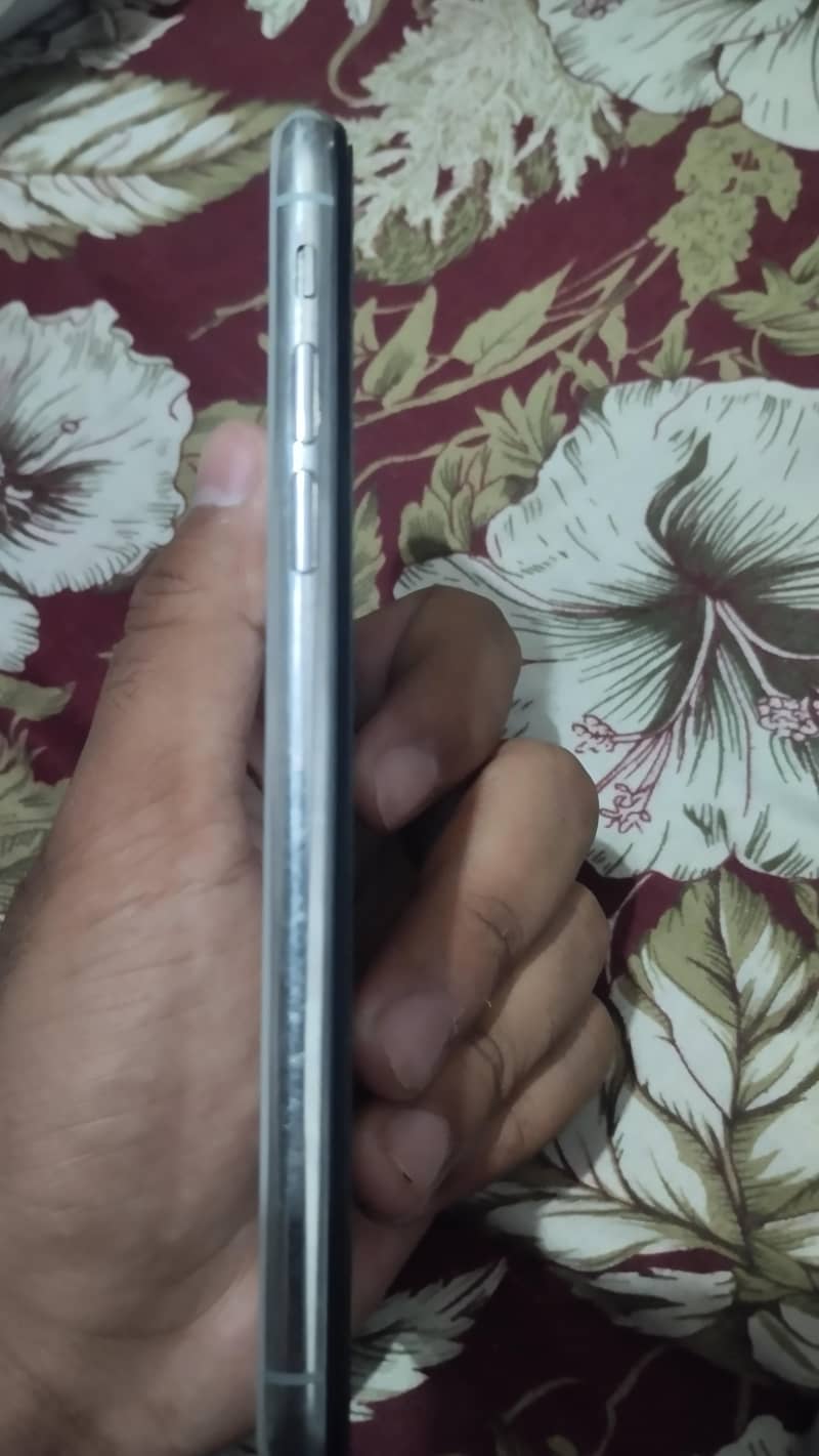 apple iPhone x 1