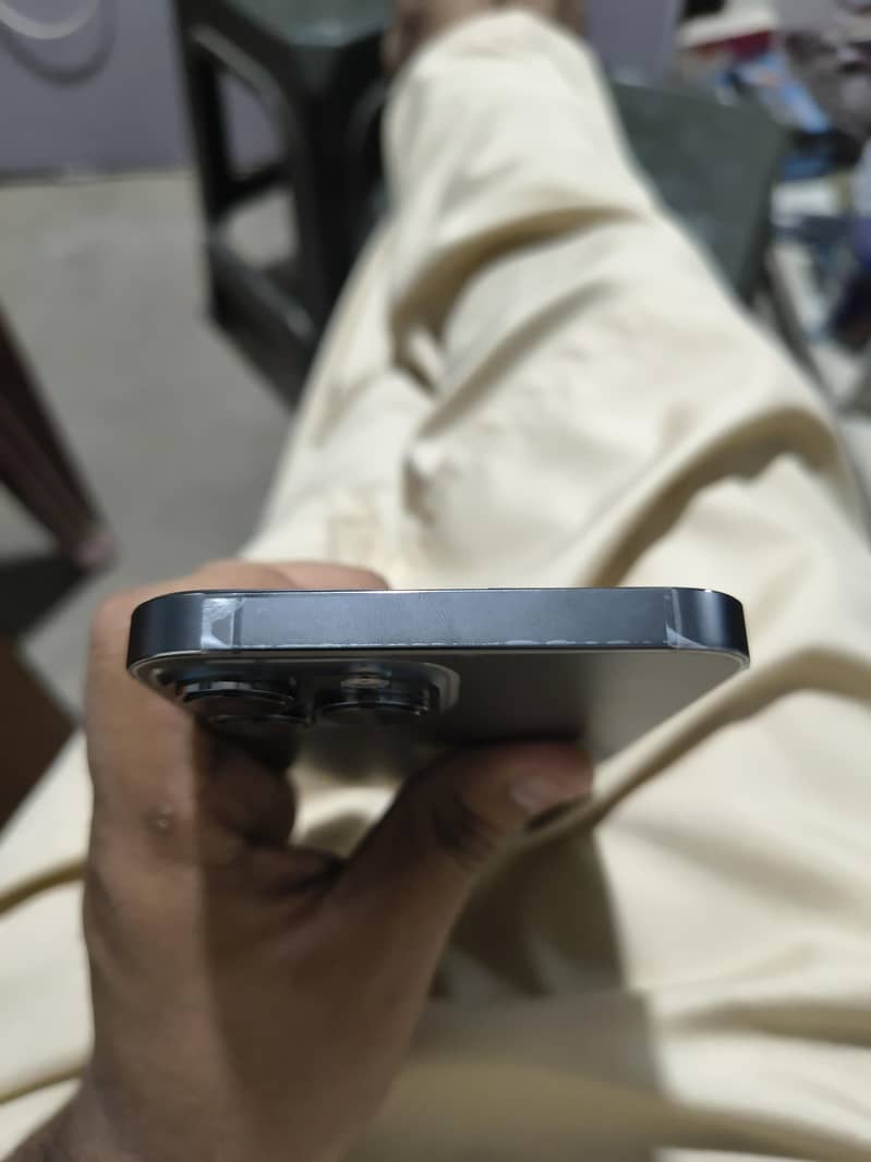 iphone 13 pro max 5