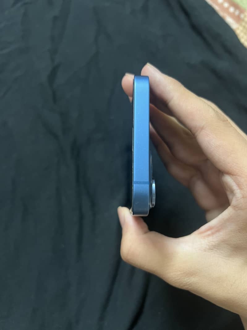 iphone 13 4
