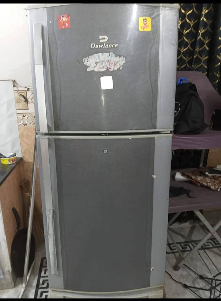 بہترین کنڈیشن صاف ستھری بڑی فریج فور سیل ہے 5