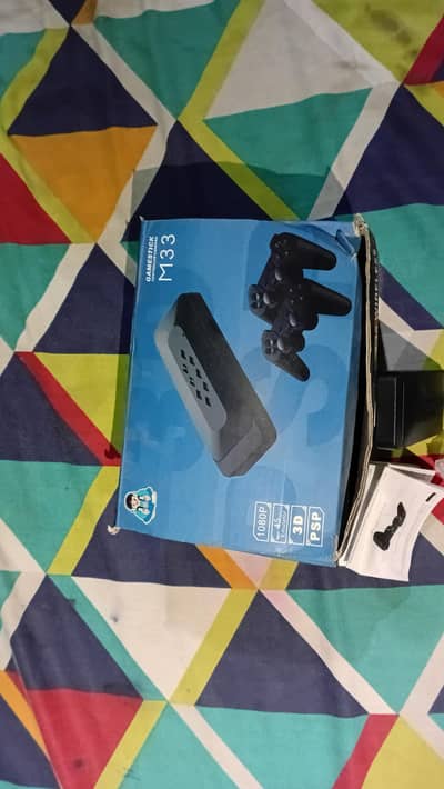 M33 4k HDMI Gaming stick with 33000 games dual 2.4g wireless controlle