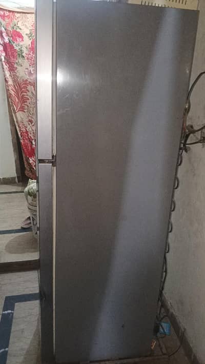 all ok ha just ek door ki rubber dalni h