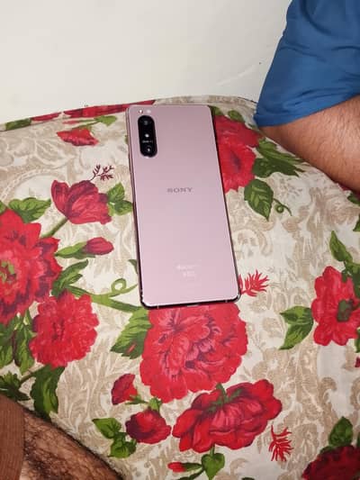 I. am selling my Sony Xperia 5mark 2 Justi line. and non pta