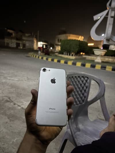 iPhone 7