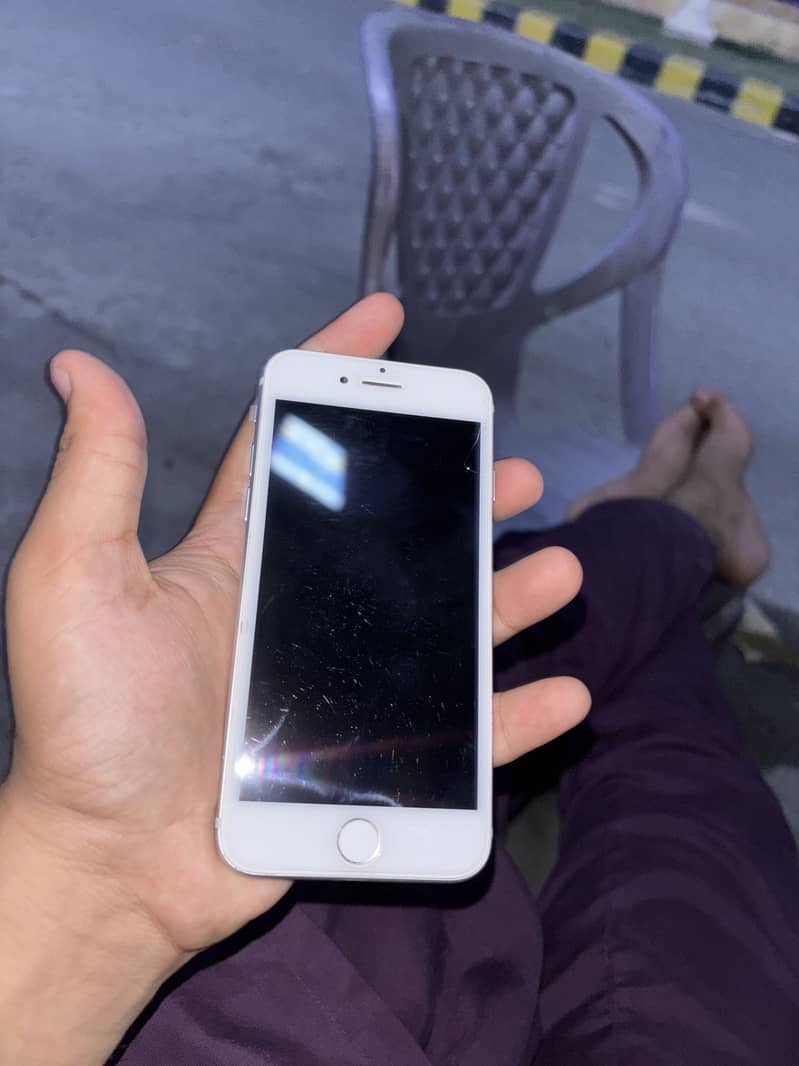iPhone 7 3