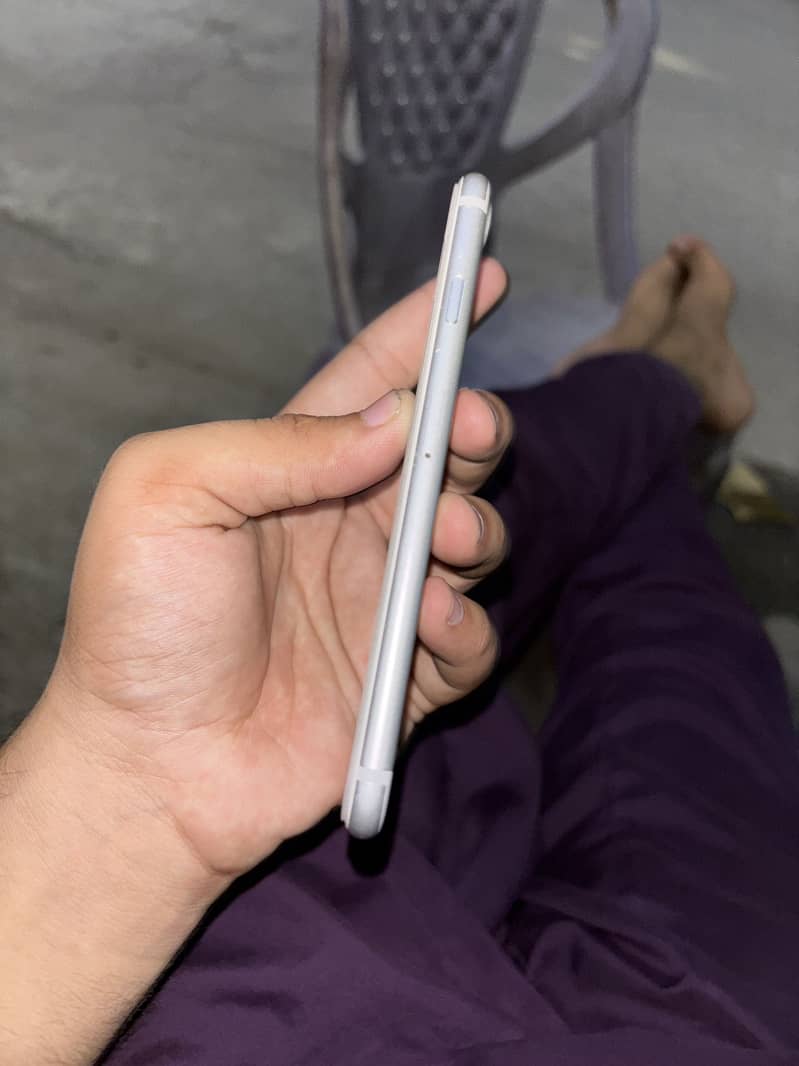 iPhone 7 6