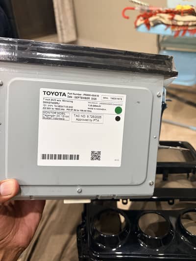 Brand New Toyota Original 7” Touchscreen Head Unit - P5600-00A10