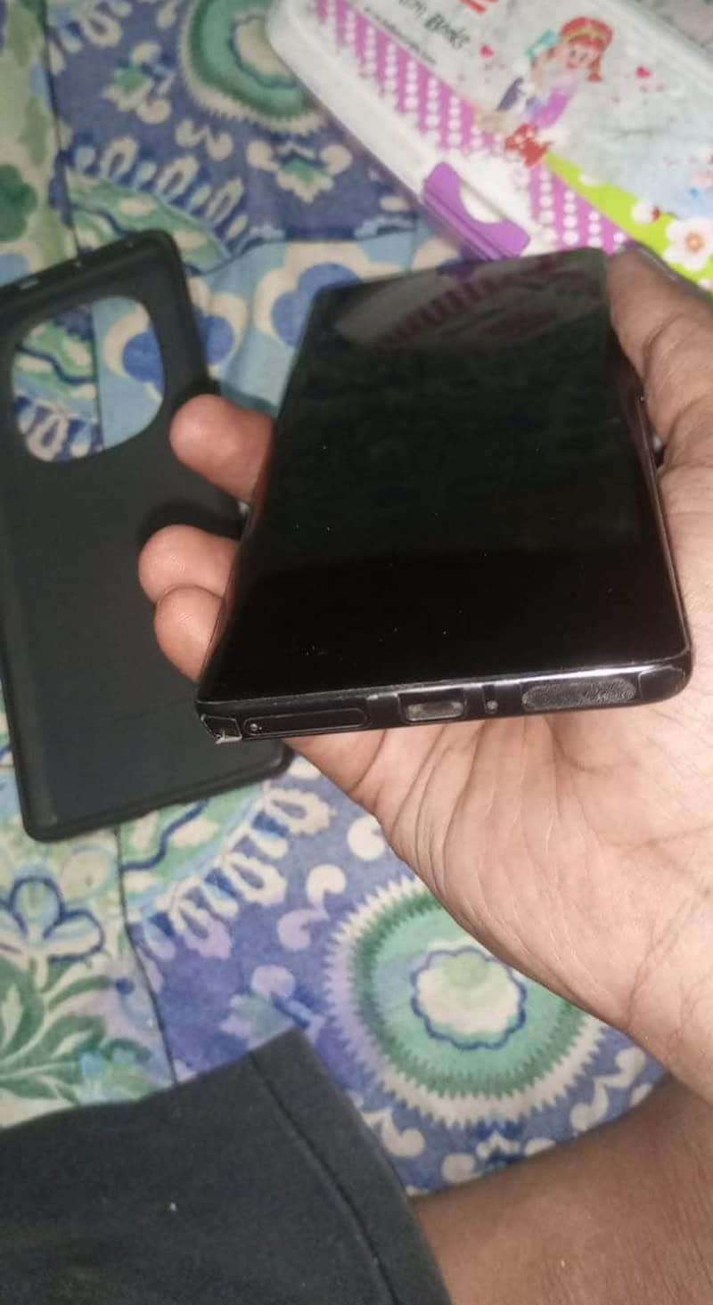 Redmi note 14 pro 4