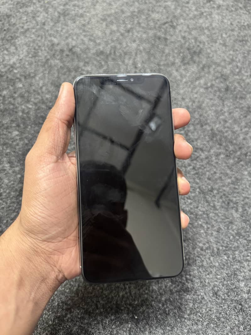 Iphone XS Max 4