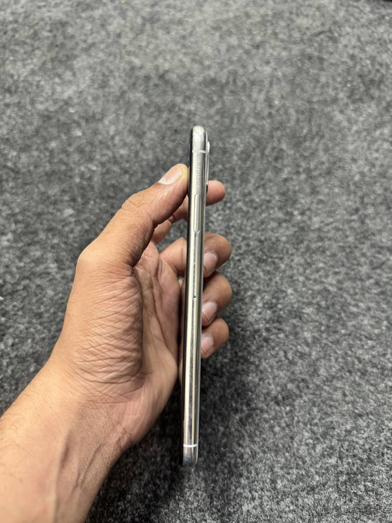 Iphone XS Max 5