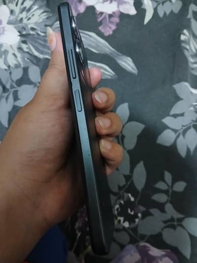 vivo Y17s