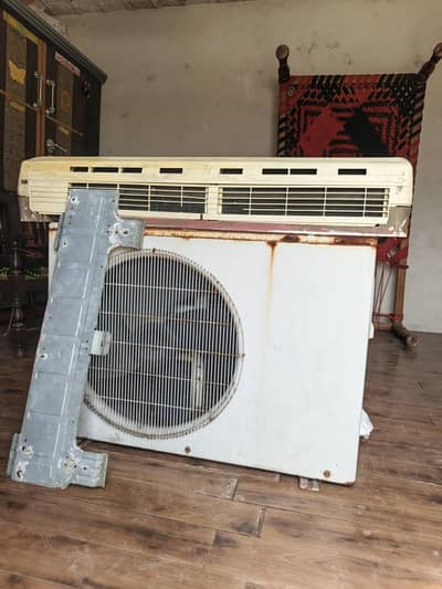 General Electric 2 Ton split Ac Available For Sale