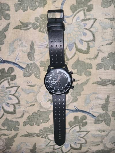Leather Watch with classic dail