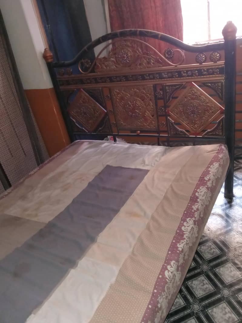 Iron bed 2