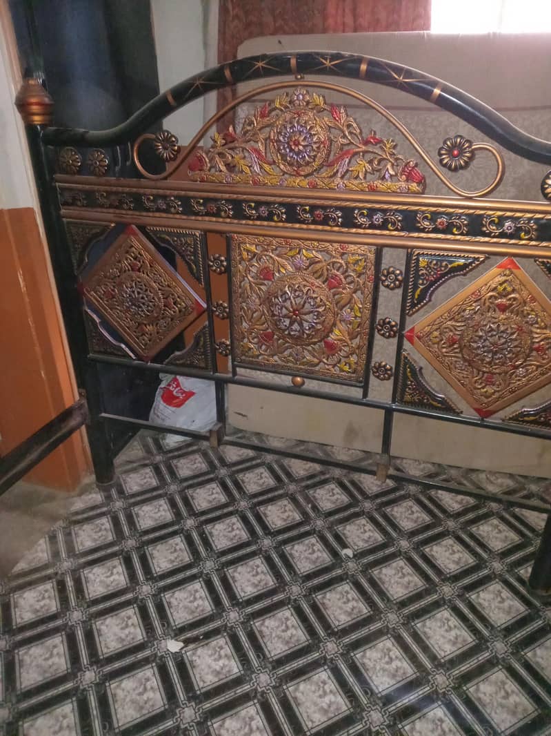 Iron bed 3