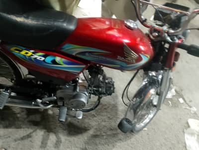Honda CD 70 2024