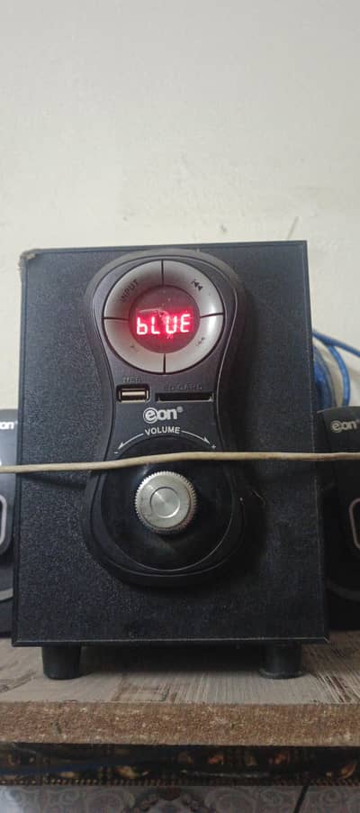 eon speaker model 1901 with 12v