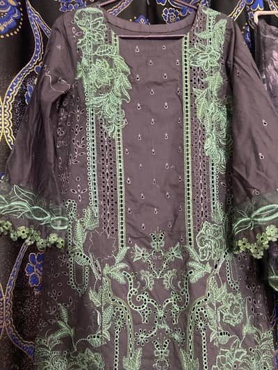 Branded Sobia Nazir Medium Size stitched suit.