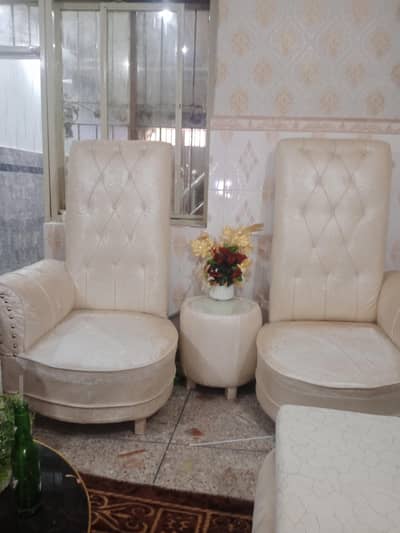 chair with table