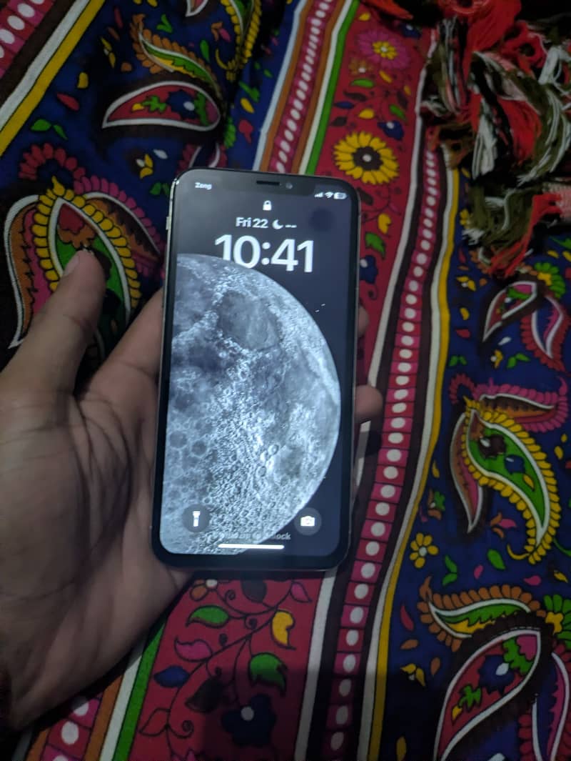 Apple iPhone X 0