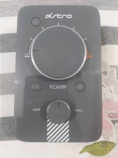 Audio mixer and controller,  for podcast and gamer