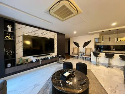 Luxury Furnished 4 Bedroom Serviced Suite with Premium Amenities In Gulberg 3 Block E-2